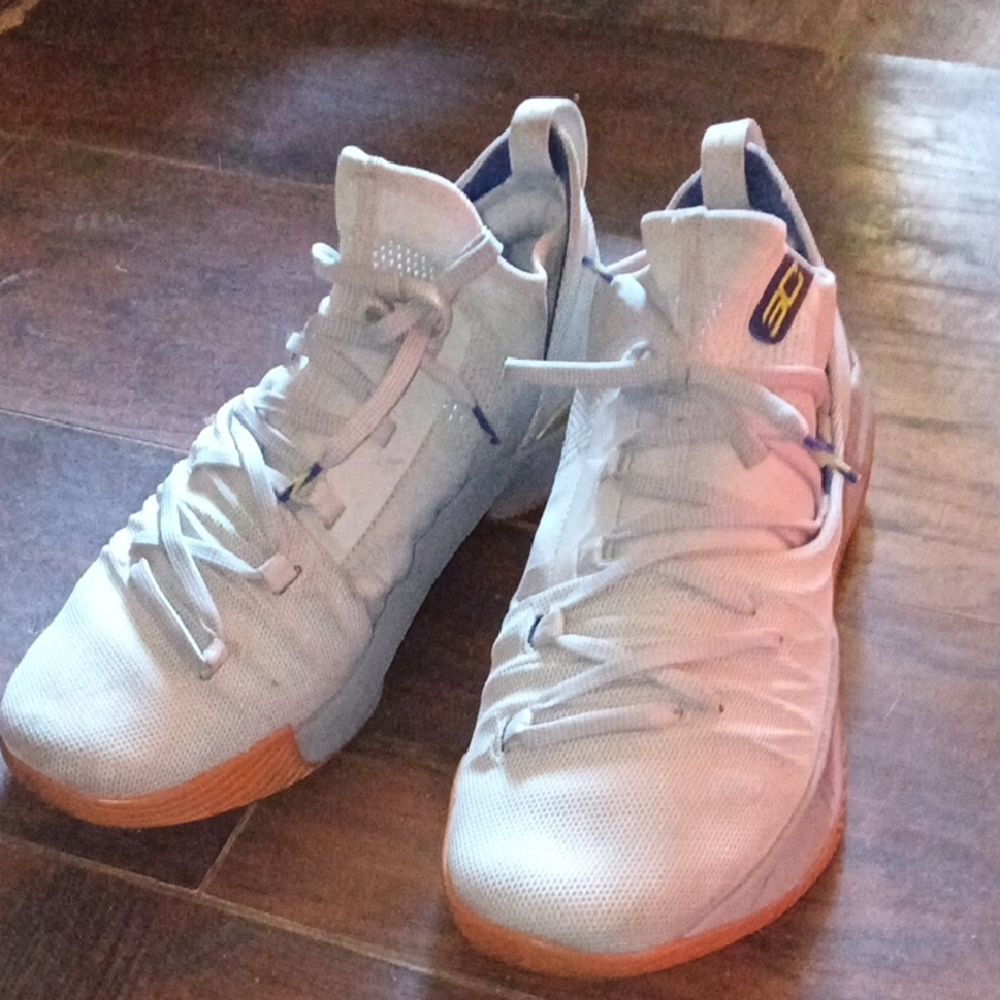 Under Armour Gray Curry 5 Basketball Sneakers